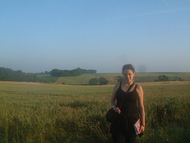 laura hawthorn crater left